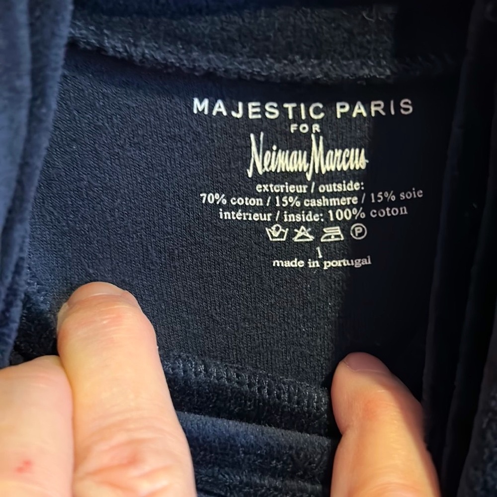 Sleeveless navy Majestic turtleneck - Picture 2 of 6